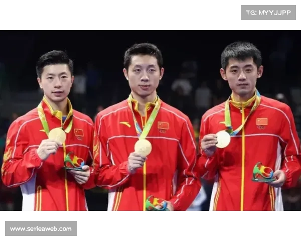 乒乓球历史展览开幕，珍贵奖牌与装备讲述国球发展史